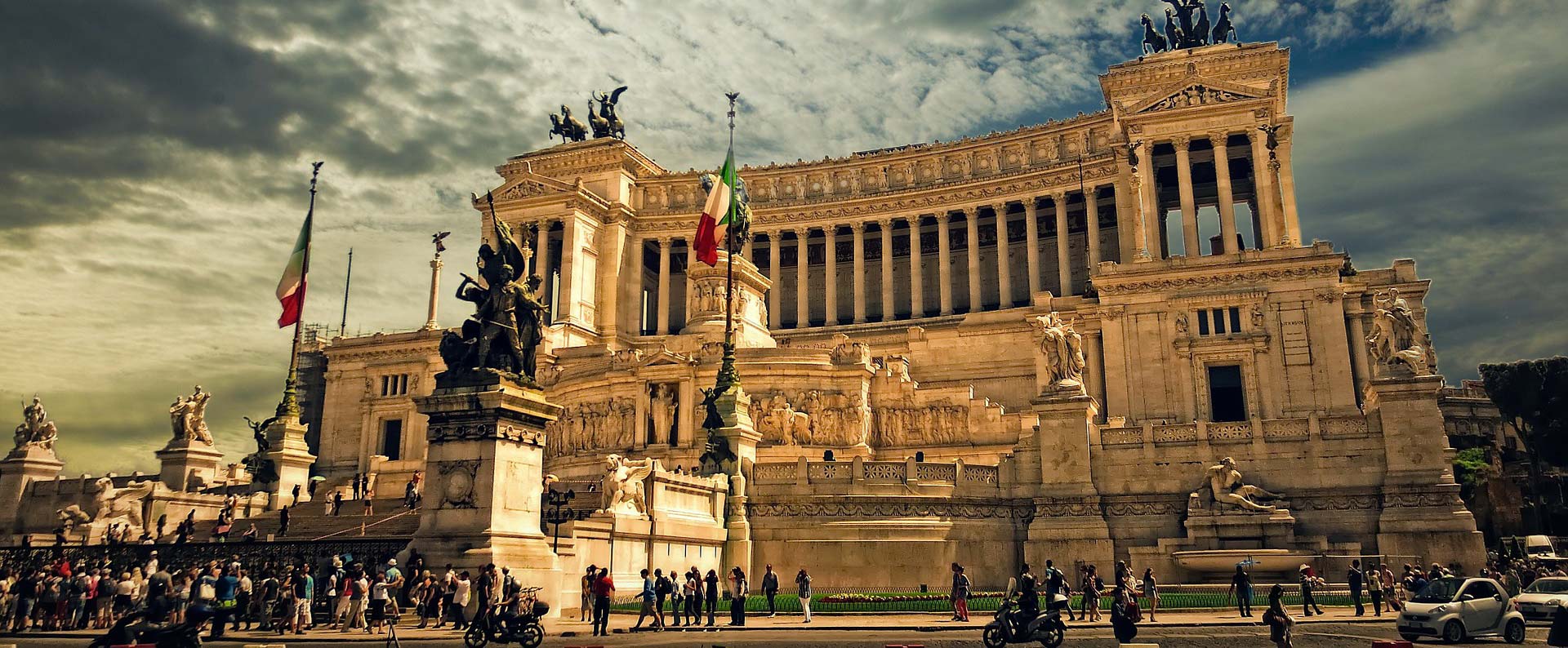 Discounted flight tickets from Chicago to Rome - IFlyFirstClass