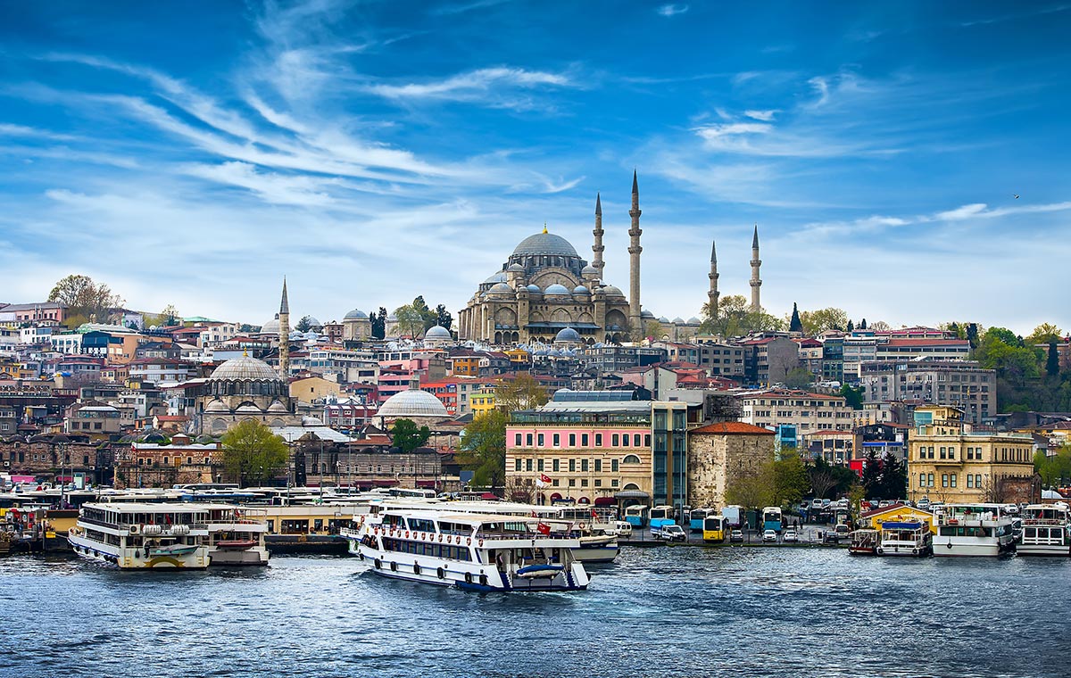 Enjoy discounted last minute tickets to entrancing Istanbul. - IFlyFirstClass