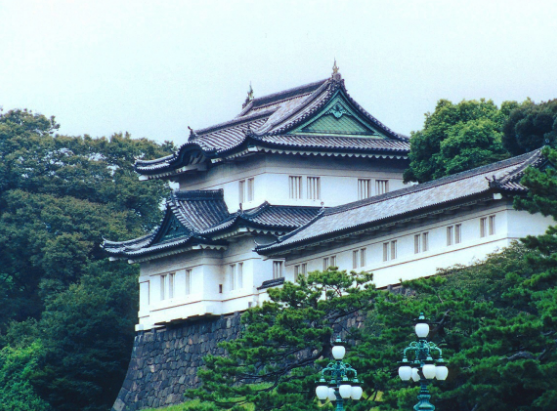 Leave plenty of time between your business class flights to include a visit to Tokyo Imperial Palace - IFlyFirstClass